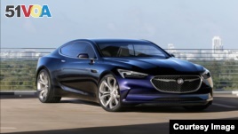 The Buick Avista in a chromatic blue that glows from one angle and deepens to black from another. (Photo <I>&#</I>169;General Motors)