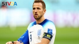 England's Harry Kane wears a FIFA-provided No Discrimination armband before the match against Iran in the World Cup Qatar 2022 on November 21, 2022. (REUTERS/Hannah Mckay)