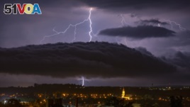 Lightning strikes over the sky in Nagykanizsa, Hungary, June 26, 2020. (Photo: Gyorgy Varga/MTI via AP)