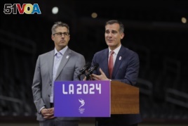 Los Angeles mayor Eric Garcetti makes a presentation related to the city's bid for the 2024 Olympic Games.