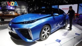 A Mirai fuel cell vehicle by Toyota is displayed at China's International Automobile Exhibition in Guangzhou, China November 18, 2016. (REUTERS/Bobby Yip)