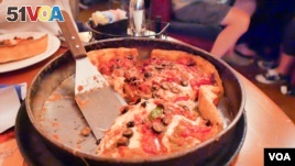 Chicago deep dish pizza at Lou Malnati's Pizzeria