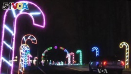 Huge Display of Lights Brings Out Christmas Spirit in US