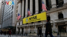 The Snapchat logo is seen on a banner outside the New York Stock Exchange (NYSE) in New York City, U.S., November 16, 2016. REUTERS/Brendan McDermid