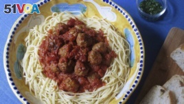 Traditional pasta with meat sauce