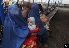 Pakistan, Afghanistan Work to Return Refugees 