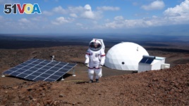A HI-SEAS crewmember participates in a year-long simulated Mars mission in Mauna Loa, Hawaii.(Courtesy Universiry of Hawaii / HI-SEAS)