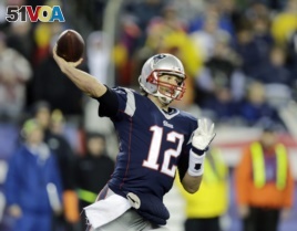 It is the quarterback's job to throw the ball. Here, New England Patriots quarterback Tom Brady throws during a game against the Indianapolis Colts, 2015. (AP Photo/Charles Krupa)