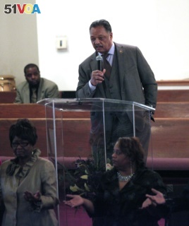 Longtime civil rights leader Rev. Jesse Jackson speaks to residents of Flint about their water crisis, January 2016.