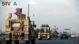 美军从叙利亚北部撤出时的一支美国车队（2019年10月21日） 