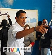 President-elect Barack Obama visits a renovation project at Sasha Bruce Youthwork, a shelter for homeless or runaway teens, in Washington, 19 Jan 2009