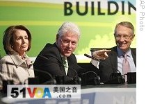 Former President Bill Clinton, second from right, makes remarks during National Clean Energy Project forum, 23 Feb. 2009
