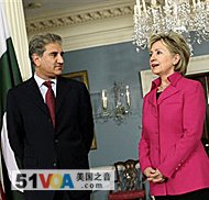 Clinton Meets Pakistani Foreign Minister on Regional Policy Review