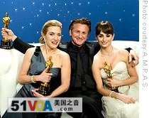 Oscar winners Kate Winslet, Sean Penn and Penelope Cruz, backstage at the Kodak Theater