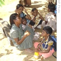 Sri Lankans Flee Fighting, Need Humanitarian Aid