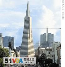 The tallest building in San Francisco at 835 feet, the Transamerica Pyramid marks the edge of city's financial district