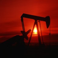 Oil Prices Rise as Dollar Weakens