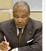 Former Liberian President Denies War Crimes Charges