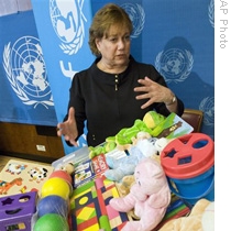 UNICEF Unveils 'Treasure Box' of Activities for Young Children Caught in Emergencies
