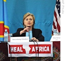 Clinton to Discuss Governance, Corruption in Nigeria
