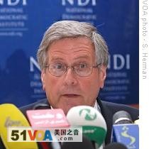 NDI President Kenneth Wollack speaking to reporters in Kabul