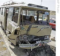 Bombers Kill 35 Shi'ites in Iraq