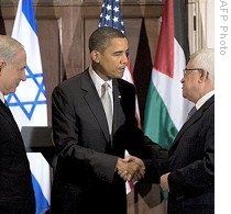 Obama Urges Israel, Palestinians to Work Harder for Peace