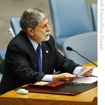 Celso Amorim, Minister for Foreign Affairs of Brazil, addresses a meeting of the Security Council, on recent developments in Honduras, 25 Sep 2009