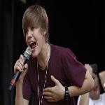 Pop Singer Spreads 'Bieber Fever' Wherever He Goes