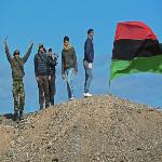 Libyan Rebels Gain Diplomatic Advance, but Retreat on Battlefield 