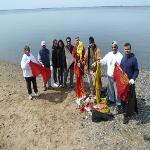 New York Bay Cleanup Focuses on Hindu Ritual Items