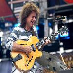 Pat Metheny Goes Solo on 'What's It All About'
