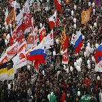 Massive Russian Protest Poses Growing Challenge to Putin
